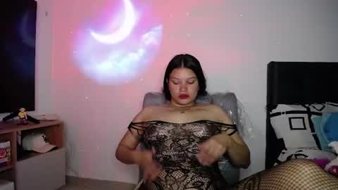 Soy Jem online show from June 2026 08:01:02 PM