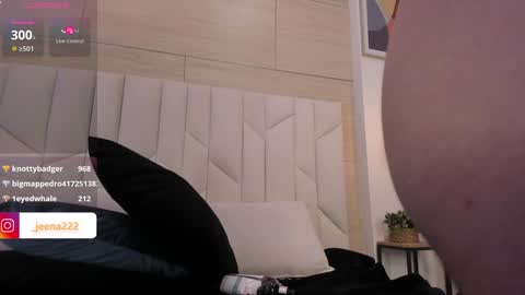 Snapshot of jenaa_ chatting on January 2025 05:59:01 PM JEENA online show from January 2025 05:59:01 PM