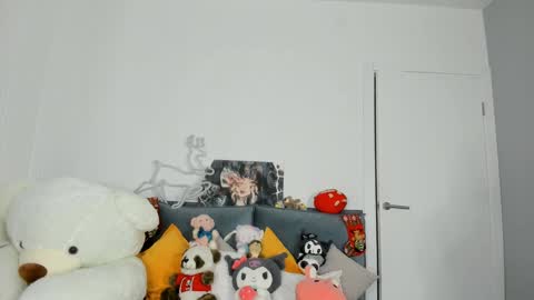 Dolly online show from December 2024 04:32:01 PM