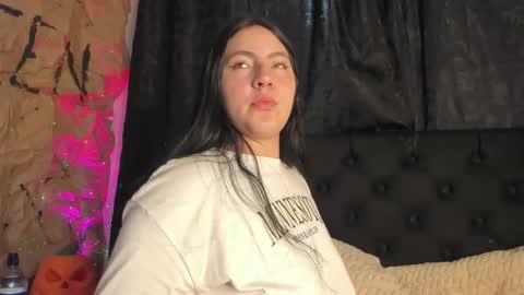 Snapshot of jeniferpowell_nm chatting on October 2025 08:29:01 PM jeniferpowell_nm online show from October 2025 08:29:01 PM