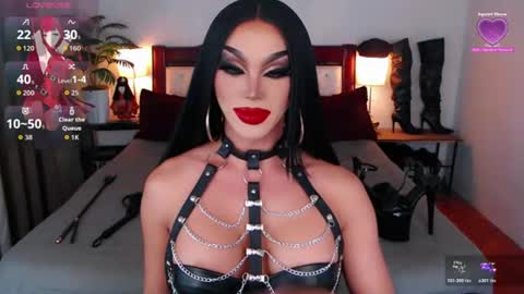 Snapshot of jenifers_body chatting on July 2026 04:53:02 AM Queen Jenifer online show from July 2026 04:53:02 AM