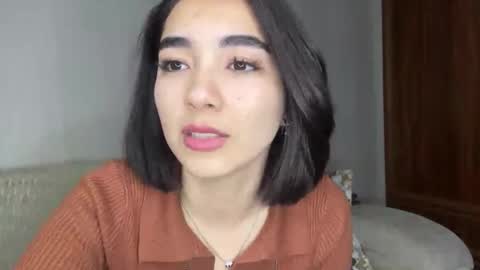 Jenifer online show from November 2025 03:12:01 PM