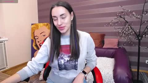 Kira online show from February 2025 08:11:01 AM