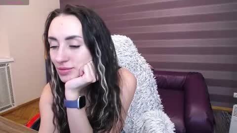 Kira online show from February 2026 08:42:01 AM