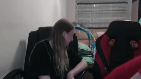 JenisAndPeter online show from September 2025 07:28:02 PM