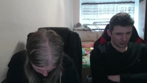 JenisAndPeter online show from October 2025 07:25:02 AM