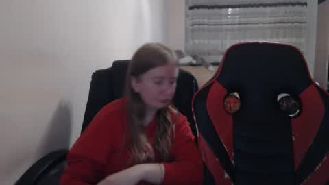 JenisAndPeter online show from November 2025 07:13:01 PM