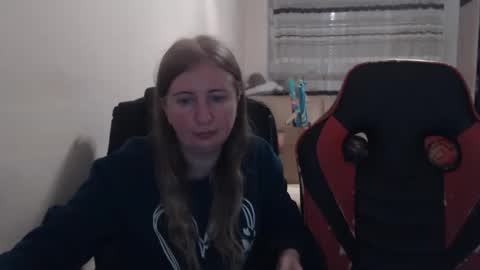 JenisAndPeter online show from December 2025 07:09:01 PM