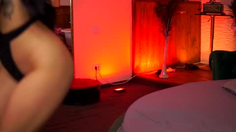 Snapshot of jenna_day chatting on February 2025 10:29:01 AM jenna_day online show from February 2025 10:29:01 AM