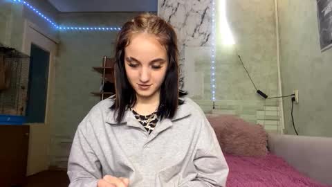 Mia online show from January 2026 10:41:02 AM