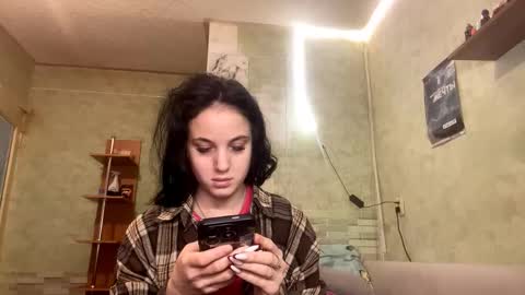 Mia online show from February 2026 09:46:01 AM