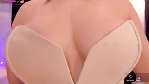 Snapshot of jennaolson chatting on January 2025 09:19:02 PM Jenna Olson online show from January 2025 09:19:02 PM