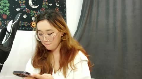 Snapshot of jennatyan chatting on October 2025 02:26:01 PM JENNA online show from October 2025 02:26:01 PM