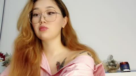 Snapshot of jennatyan chatting on November 2025 11:01:02 AM JENNA online show from November 2025 11:01:02 AM