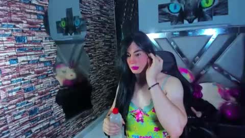 Snapshot of jennfer_winsonn chatting on November 2025 07:13:01 PM jennfer_winsonn online show from November 2025 07:13:01 PM