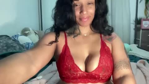 Snapshot of jenni_cash chatting on February 2025 06:58:02 AM Mistress Jenni online show from February 2025 06:58:02 AM