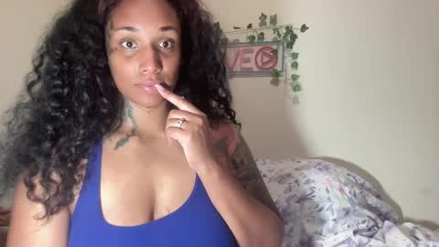 Snapshot of jenni_cash chatting on September 2025 07:21:01 AM Mistress Jenni online show from September 2025 07:21:01 AM