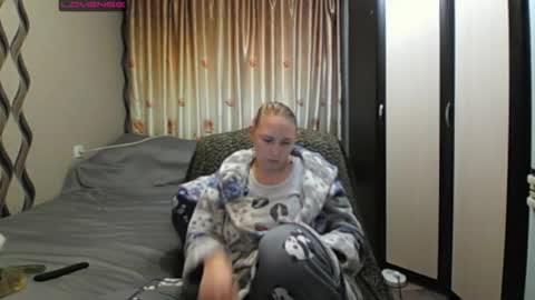 JenniDeep online show from May 2026 04:26:01 PM