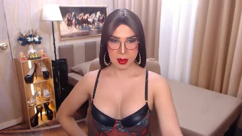 jenniegarcia online show from May 2026 09:05:01 AM