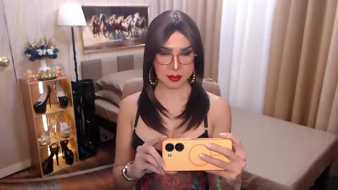 jenniegarcia online show from May 2026 10:21:01 AM