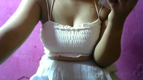 Snapshot of jenniella chatting on February 2025 06:49:02 AM jenniella online show from February 2025 06:49:02 AM