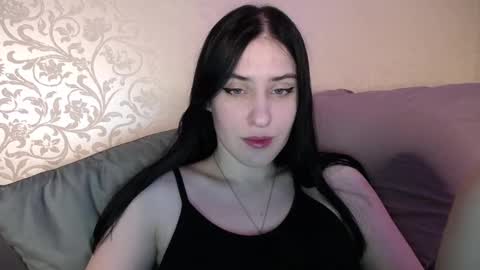 Snapshot of jennifeeeer chatting on February 2025 11:48:01 PM Helen online show from February 2025 11:48:01 PM