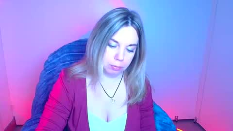 Jennifer online show from April 2026 05:49:02 AM