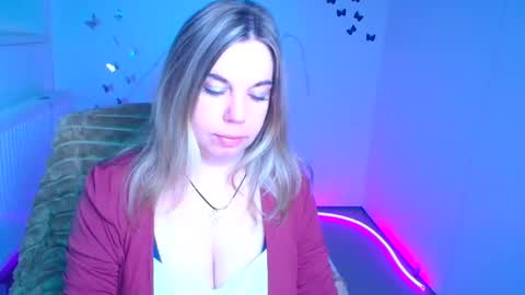 Jennifer online show from May 2026 05:58:01 AM