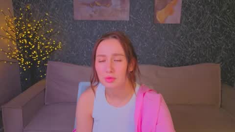 jennifer online show from June 2026 09:15:02 AM