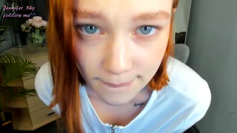 Snapshot of jennifer_shy_ chatting on March 2025 01:39:01 PM Jennifer online show from March 2025 01:39:01 PM