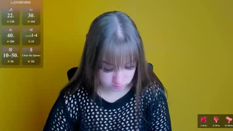 Jennifer online show from October 2025 05:38:01 AM