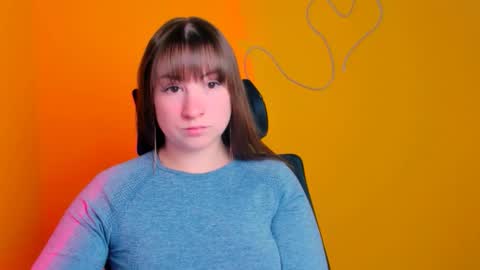 Jennifer online show from March 2026 08:19:01 AM