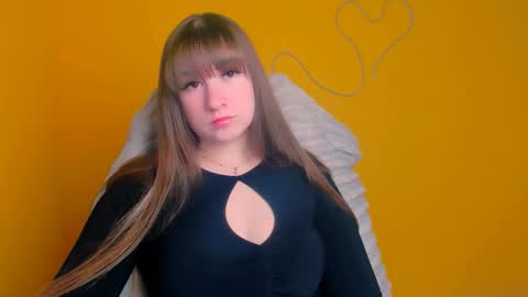 Jennifer online show from March 2026 08:26:33 AM