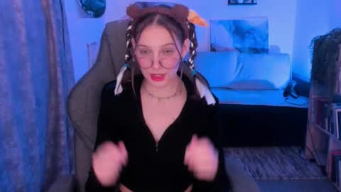 Snapshot of jenniferkiim chatting on November 2025 11:21:02 AM jenniferkiim online show from November 2025 11:21:02 AM