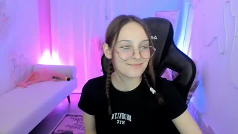 Snapshot of jenniferkiim chatting on January 2026 05:27:02 PM jenniferkiim online show from January 2026 05:27:02 PM