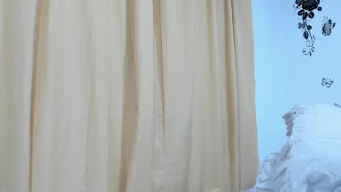 jenniferloveyou online show from October 2025 09:18:01 AM