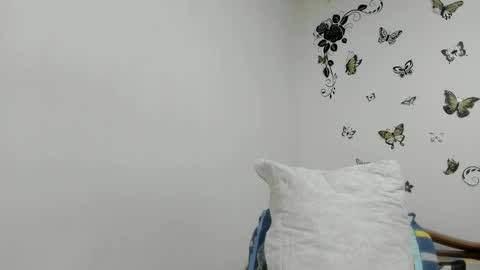 jenniferloveyou online show from April 2026 05:17:02 PM