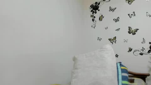 jenniferloveyou online show from May 2026 09:43:01 PM