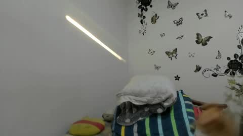 jenniferloveyou online show from May 2026 11:37:01 AM
