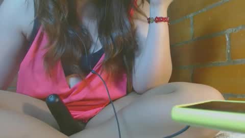 Snapshot of jennifersmith_ chatting on May 2026 12:51:02 AM Jennifer Smith online show from May 2026 12:51:02 AM