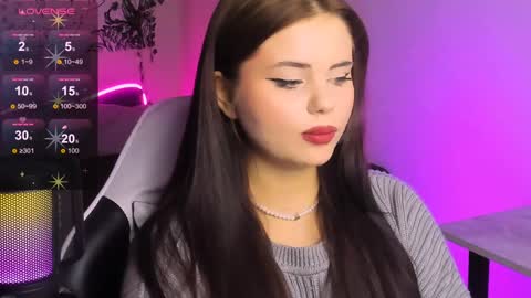 Jenni online show from December 2024 04:20:01 AM