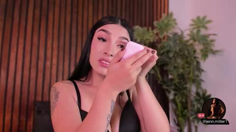     online show from November 2025 01:11:02 PM