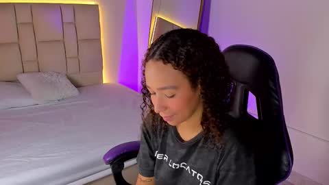 Snapshot of jenny__lawrence chatting on October 2025 07:42:02 PM jenny__lawrence online show from October 2025 07:42:02 PM