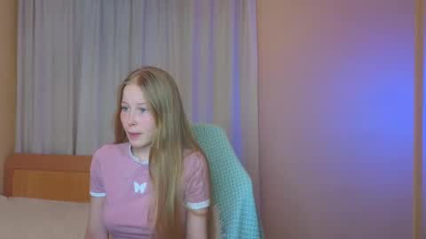 Snapshot of jenny_angelok chatting on December 2024 09:57:01 AM Next broadcast on December 05 subject to change online show from December 2024 09:57:01 AM