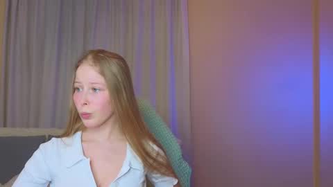 Snapshot of jenny_angelok chatting on January 2025 01:23:02 PM Next broadcast on December 05 subject to change online show from January 2025 01:23:02 PM