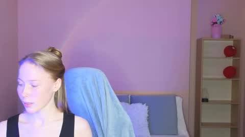Snapshot of jenny_angelok chatting on March 2026 01:55:02 PM Next broadcast on December 05 subject to change online show from March 2026 01:55:02 PM