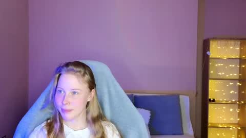 Snapshot of jenny_angelok chatting on April 2026 01:01:01 PM Next broadcast on December 05 subject to change online show from April 2026 01:01:01 PM
