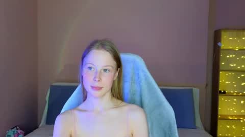 Snapshot of jenny_angelok chatting on April 2026 01:14:02 PM Next broadcast on December 05 subject to change online show from April 2026 01:14:02 PM