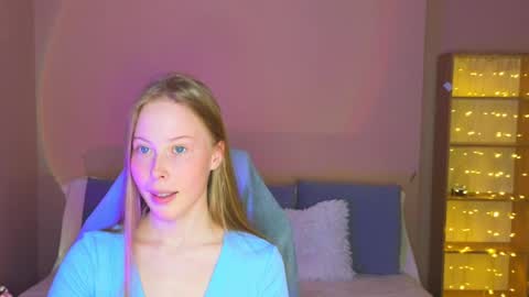 Snapshot of jenny_angelok chatting on May 2026 02:14:01 PM Next broadcast on December 05 subject to change online show from May 2026 02:14:01 PM