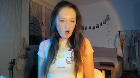 Jennifer Jenny Darling   online show from October 2025 06:41:02 PM